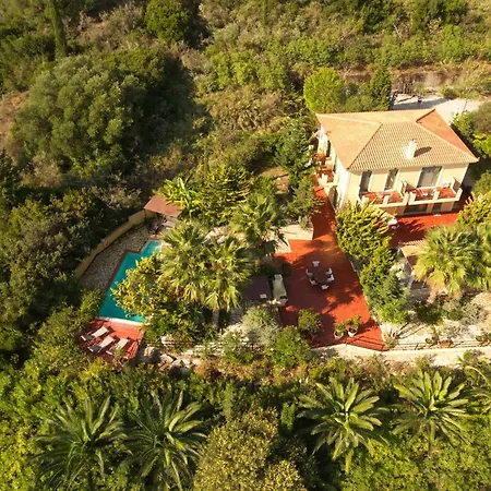 Villa Atlantis