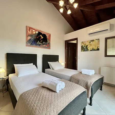 Atlantis Villa *